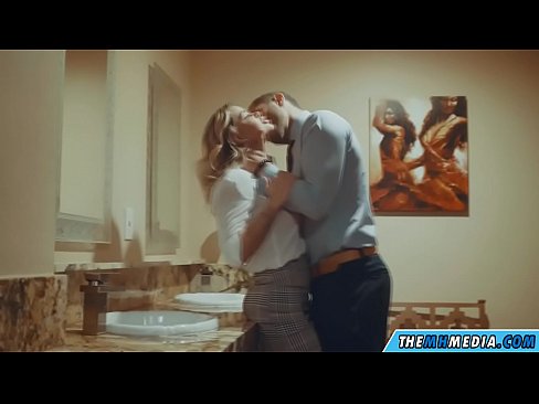 ❤️ Kun povekas blondi viettelee sinut julkisessa vessassa ❤ Super porno at porn fi.kassavrn.ru ﹏
